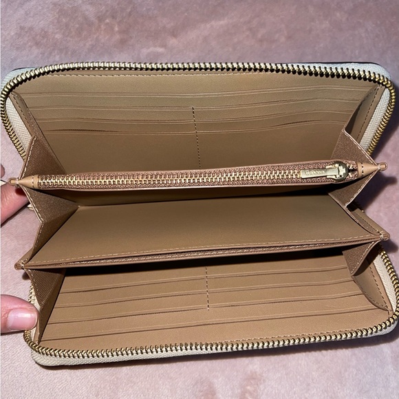 Coach Accordion Zip Wallet Floral Print - Picture 3 of 3